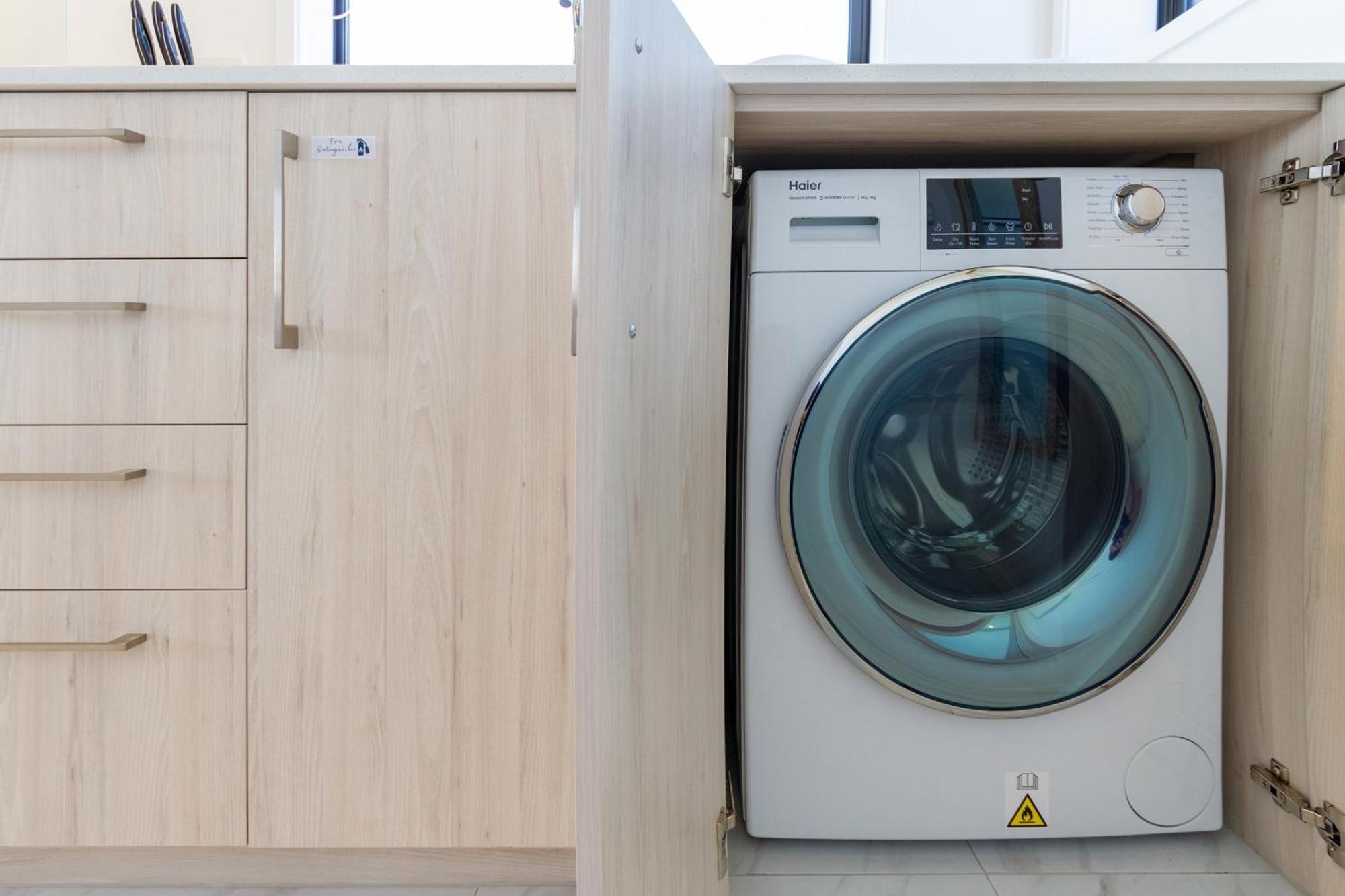 Studio Bliss: Explore From Wilmer St 基督城 外观 照片